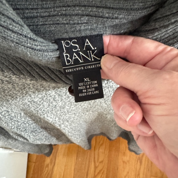 Jos. A. Bank grey marled cotton shawl collared pullover for men, size XL - Picture 5 of 6